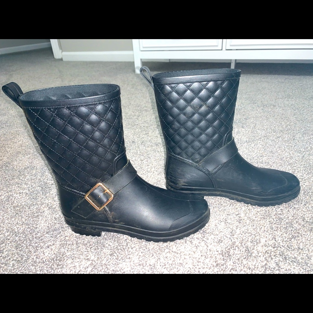 Rain boots